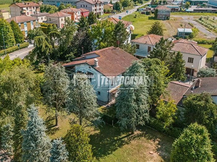 Casa con 5 locali in vendita in Via Nazionale, Poggio Renatico