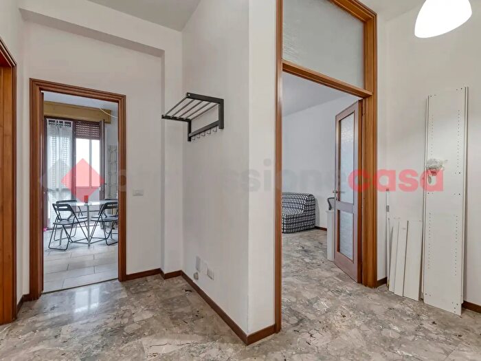 Appartamento quadrilocale in vendita in Via Fossolo, Bologna