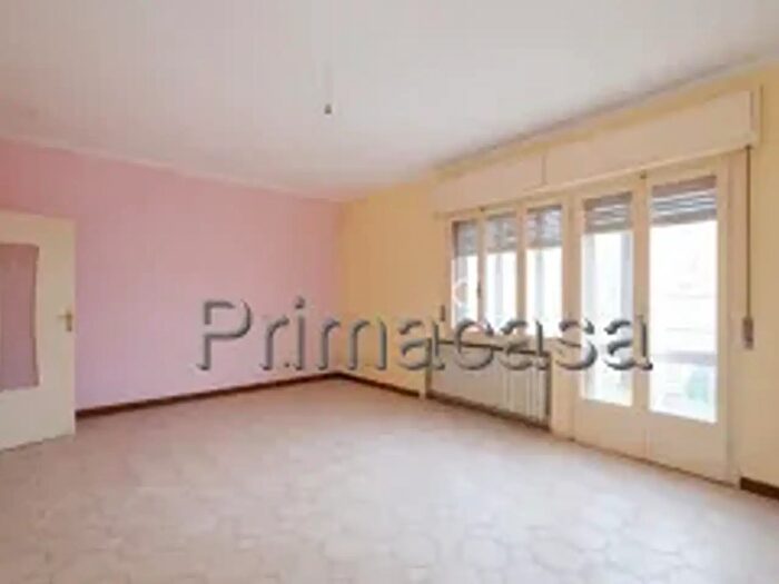 Appartamento con 5 locali in vendita in Via Papa Giovanni XXIII, Carpi