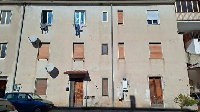 Appartamento trilocale in vendita in Via Fiume, Casapulla