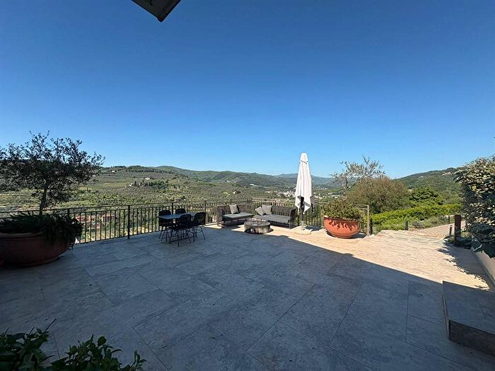 Appartamento trilocale in affitto in Candeli, Bagno a Ripoli