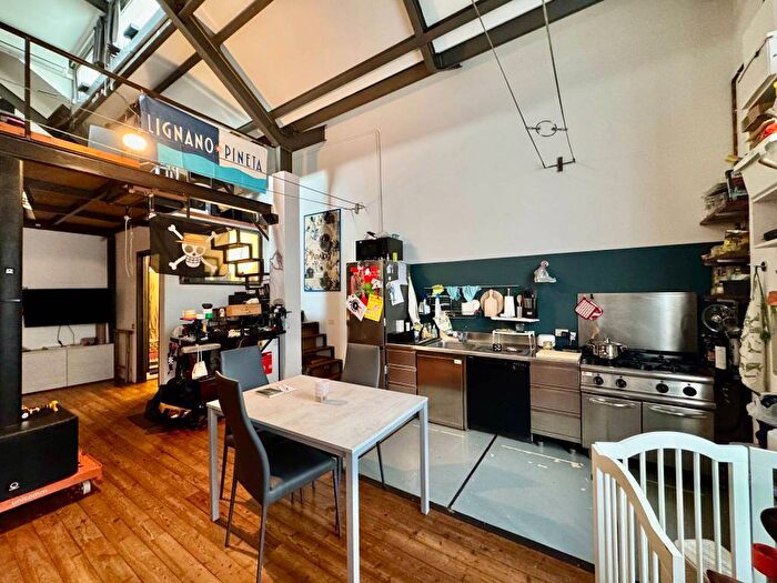 Appartamento bilocale in affitto in Via Lazzaro Papi, Porta Romana Medaglie dOro, Milano