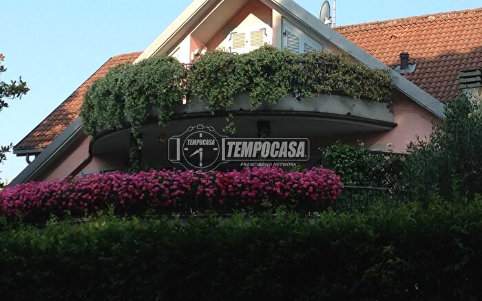 Appartamento con 6 locali in vendita in Via Cimabue, Cernusco Sul Naviglio