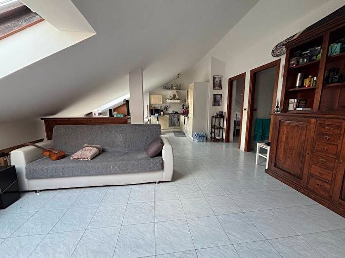 Casa trilocale in affitto in Via Don Stefano Febbraro, Centro, Orbassano