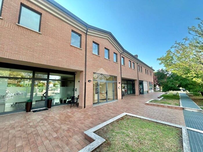 Appartamento bilocale in vendita in Via Aldo Moro, Santa Maria degli Angeli, Assisi