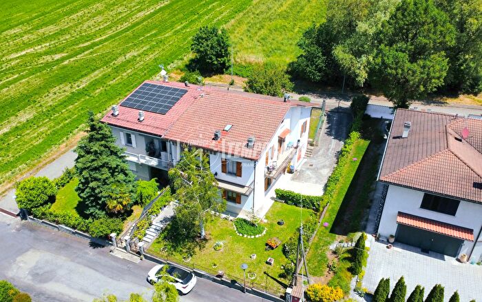 Case in Vendita e in Affitto - 3