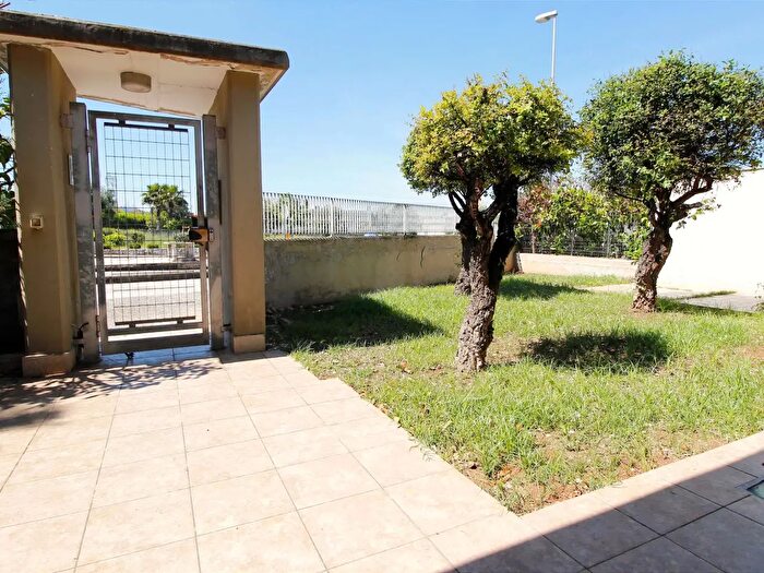 Casa con 7 locali in vendita in Cellamare