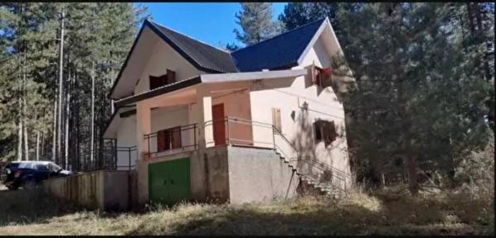 Casa con 5 locali in vendita in Località Zarella, Spezzano Della Sila