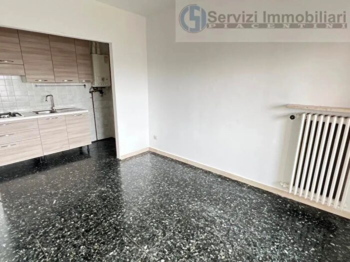 Appartamento trilocale in vendita in Via C Piatti, Podenzano