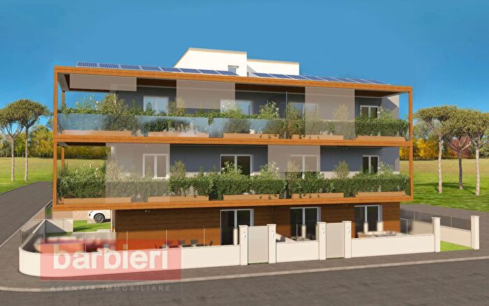 Appartamento quadrilocale in vendita in Piazzale Napoli, Cervia