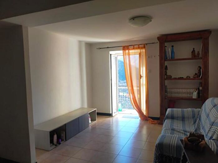 Casa bilocale in vendita in Via Meco, Davagna