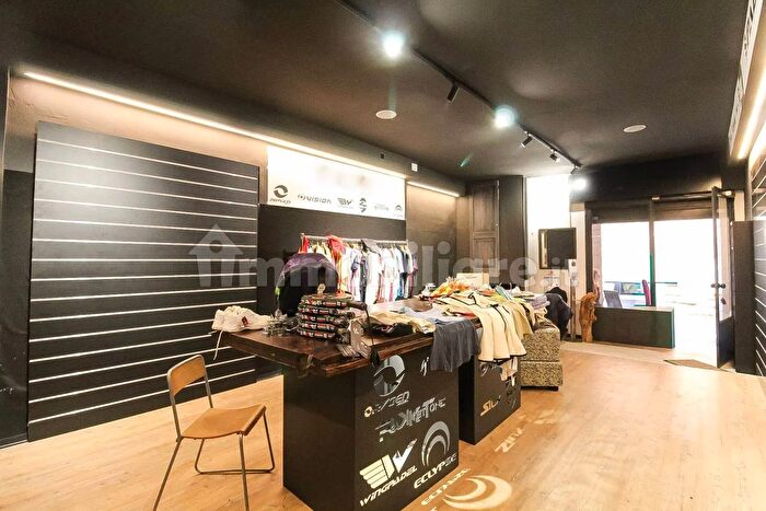 Appartamento bilocale in vendita in Via dellAbbadia, Bologna