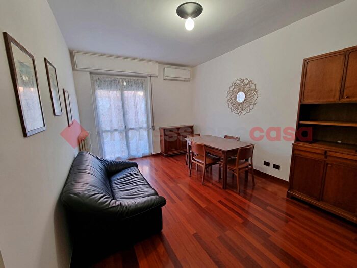 Appartamento bilocale in affitto in Via XXIV Maggio, Arona