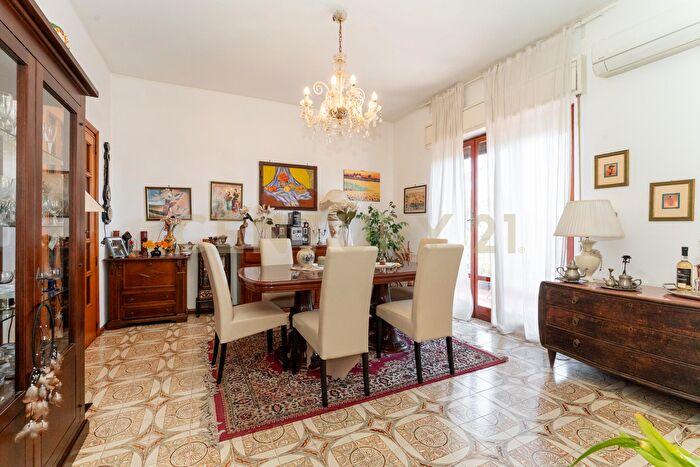 Appartamento quadrilocale in vendita in Via Cristoforo Colombo, San Gregorio Di Catania