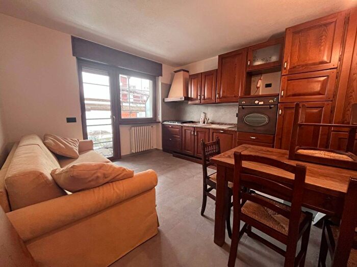 Appartamento bilocale in affitto in Via della Torre, Sauze dOulx