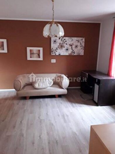 Appartamento trilocale in vendita in Via Trento, Besenello