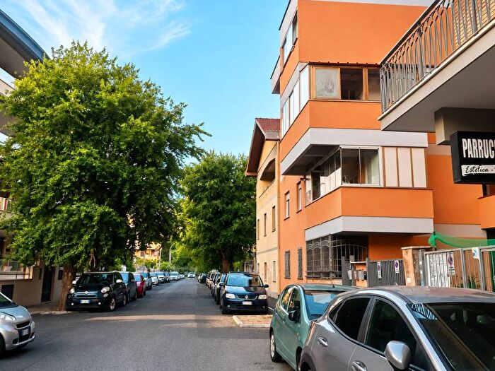 Appartamento quadrilocale in vendita in Via Fiume, Centro, Ladispoli