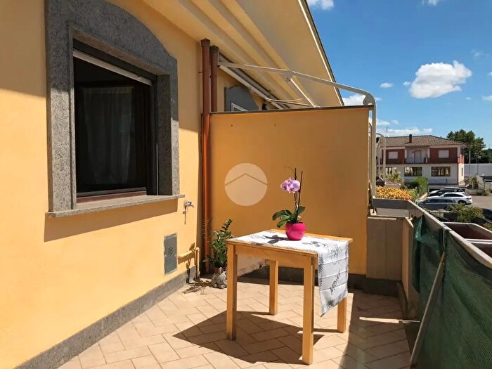 Appartamento bilocale in vendita in Via Enrico Viventi, Viterbo