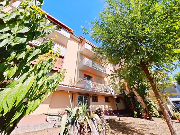 Appartamento con 5 locali in vendita in Forli'