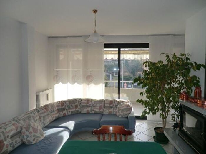 Appartamento bilocale in affitto in Via Nazionale Sud, Colico