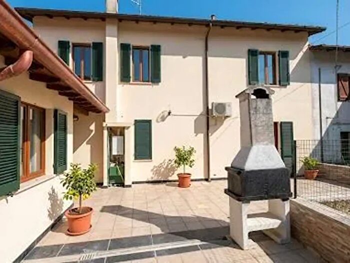 Appartamento quadrilocale in vendita in Via Aurelia Sud, Beverino