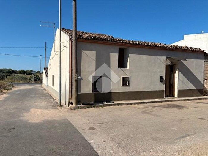 Casa con 5 locali in vendita in Via Poggio di Mezzo, Mazzarrone