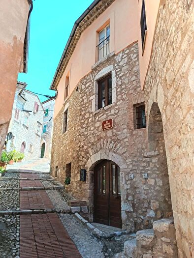 Appartamento trilocale in vendita in Via Giuseppe Garibaldi, Veroli