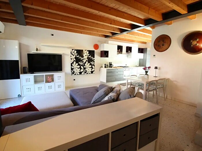 Casa trilocale in vendita in Via Grumo, Isola Vicentina
