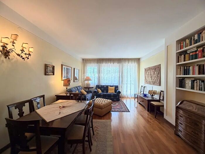Appartamento quadrilocale in vendita in Via Emilio Lovarini, Padova