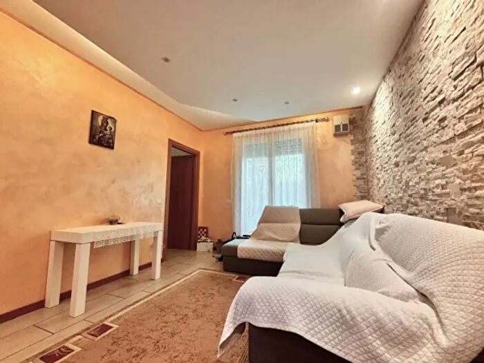Appartamento trilocale in vendita in Via Francesco Scotti, San Martino In Strada