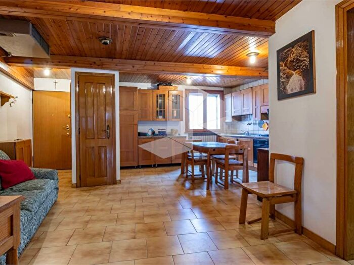 Appartamento trilocale in affitto in via Guido Panciroli, Centro Storico, Reggio Emilia