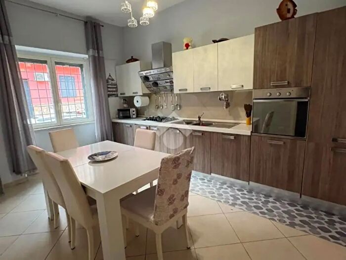 Appartamento bilocale in vendita in Via Lucania, Afragola