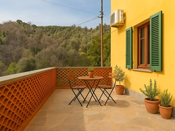 Appartamento con 5 locali in vendita in Vico alla Fontana, Alassio