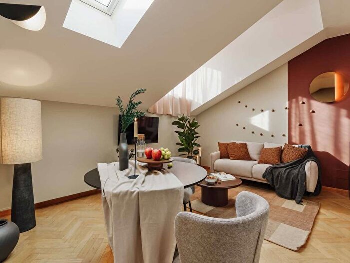 Appartamento bilocale in affitto in Via Alberto da Giussano, Pagano, Milano