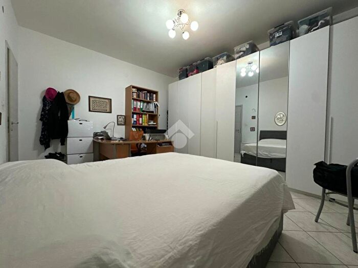 Appartamento trilocale in vendita in Via Colombara, Centro, Pozzolo Formigaro