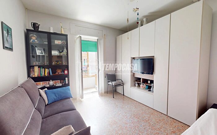 Appartamento bilocale in vendita in Via del Mare, Ladispoli