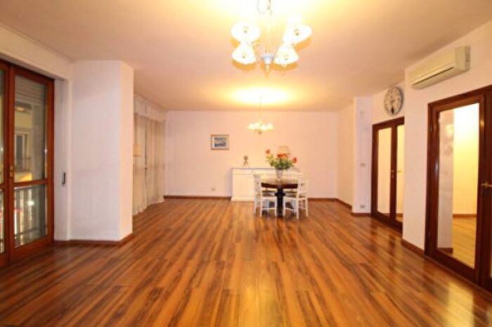 Appartamento quadrilocale in affitto in Livorno