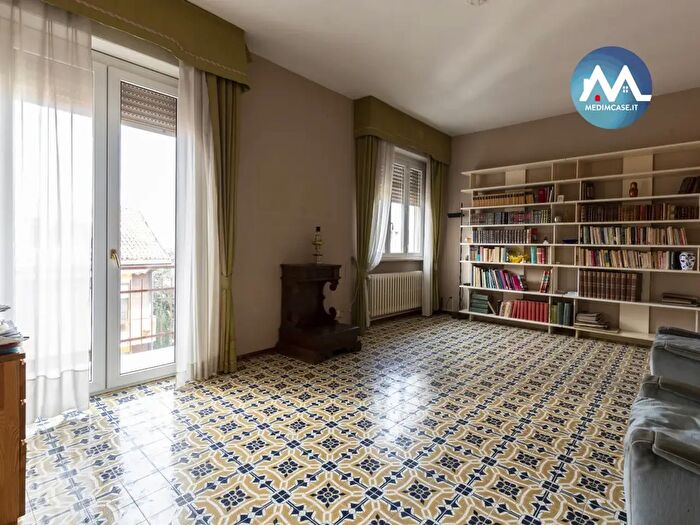 Appartamento quadrilocale in vendita in Via Aleardi, Pesaro