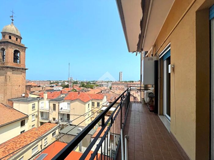 Appartamento con 5 locali in vendita in Piazzetta San Martino, Rimini