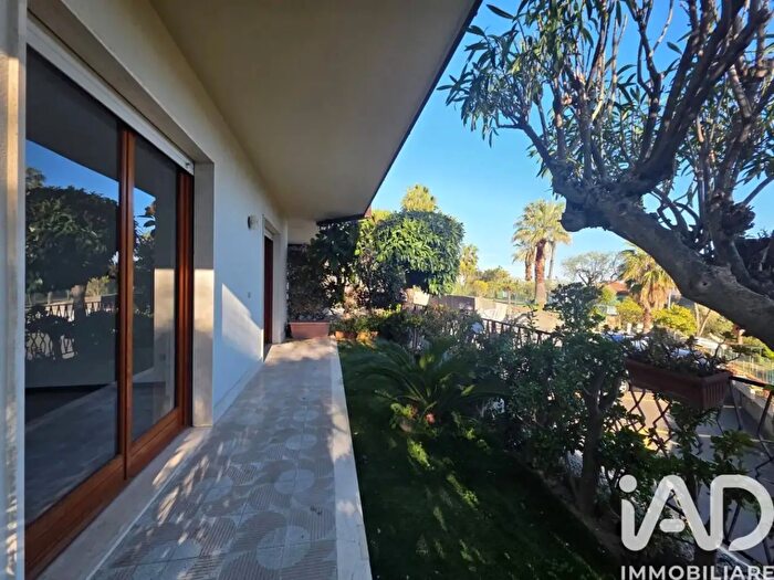 Appartamento con 5 locali in vendita in Via Padre Giovanni Semeria, Sanremo