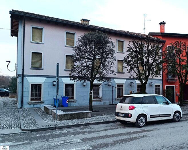 Casa in vendita in Piazza Guglielmo Marconi, Pocenia