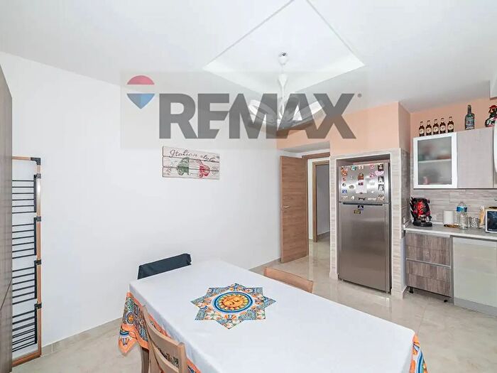 Appartamento trilocale in vendita in Via del Falcetto, Catania