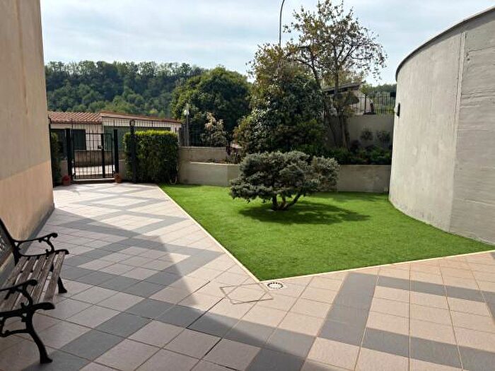 Appartamento con 6 locali in vendita in Via Le Piane, Orte