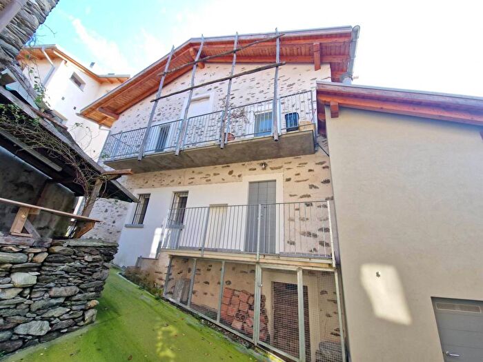 Appartamento bilocale in affitto in Località San Rocco, Colico Piano, Colico