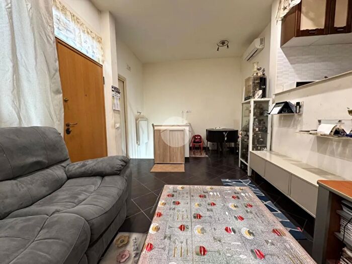 Appartamento trilocale in vendita in Via Gramsci, Monterotondo