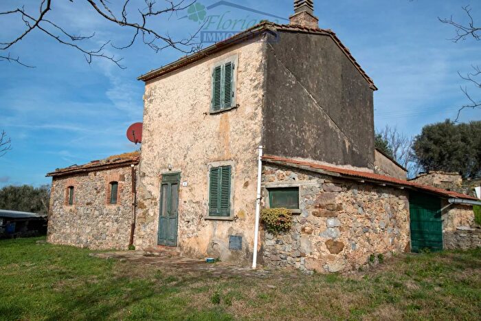 Casa con 5 locali in vendita in Strada della Speranza, Capalbio