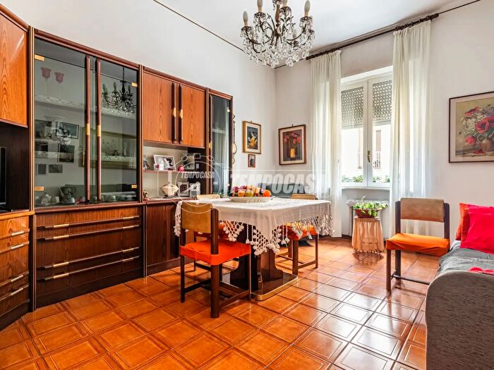 Appartamento trilocale in vendita in Milano