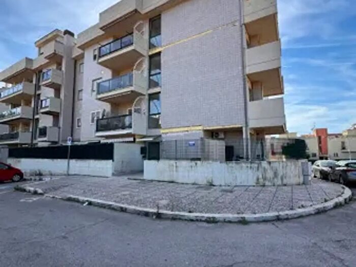 Appartamento trilocale in vendita in Via Rinascita, Nettuno