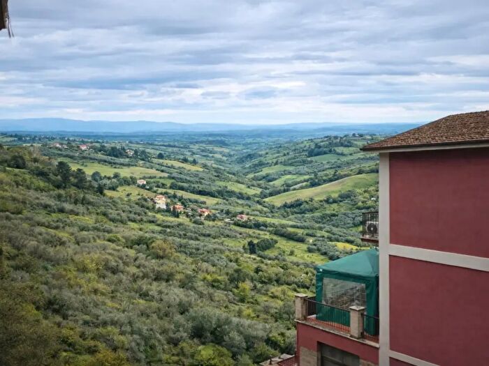 Appartamento trilocale in vendita in Via Cesare Battisti, Morlupo
