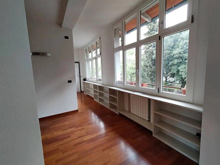 Appartamento quadrilocale in affitto in Firenze